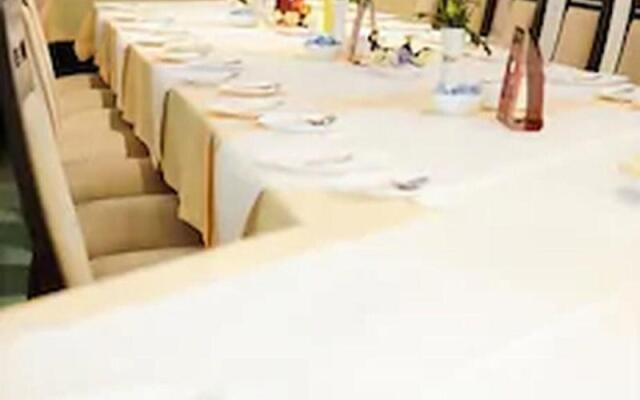 Hotel & Restaurant Park Cafe ISA