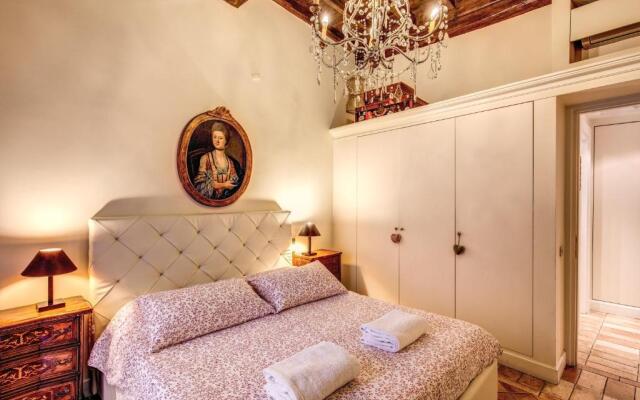 Sumptuous Residence by Piazza Navona