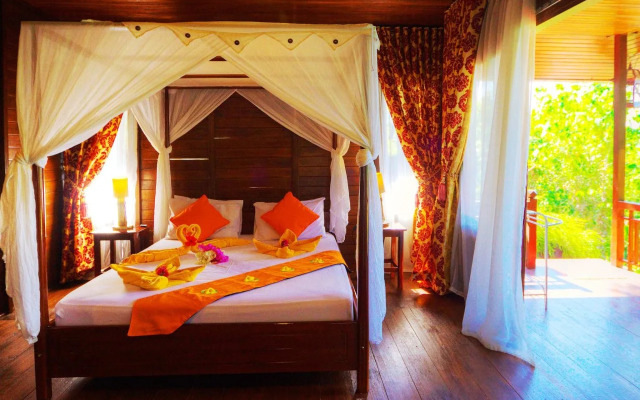 Bastianos Lembeh Dive Resort