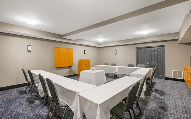 Quality Inn & Suites