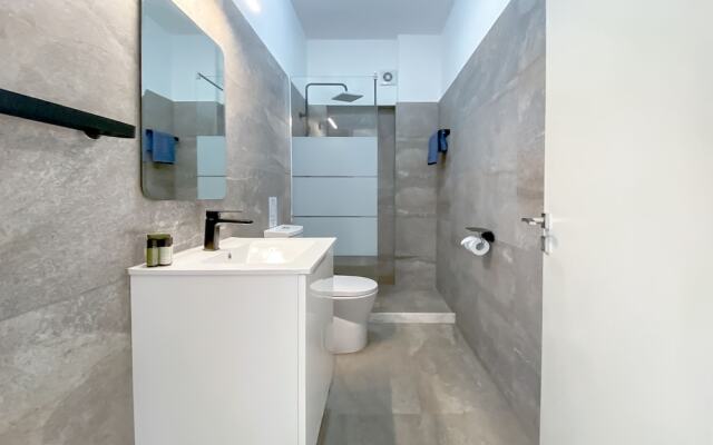 Phaedrus Living: Ourania City Heights Flat