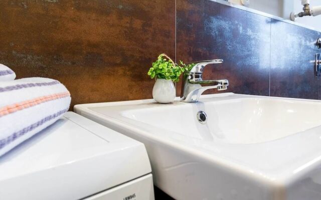 Altido Street Art House