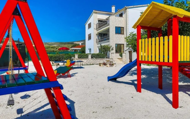 Scenic Elegant Trogir Villa With Pool