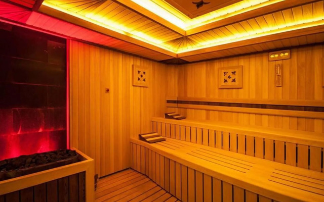 Mac Hotel Vazo Kule