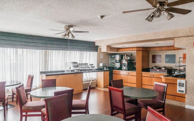 Mississauga Inn and Suites