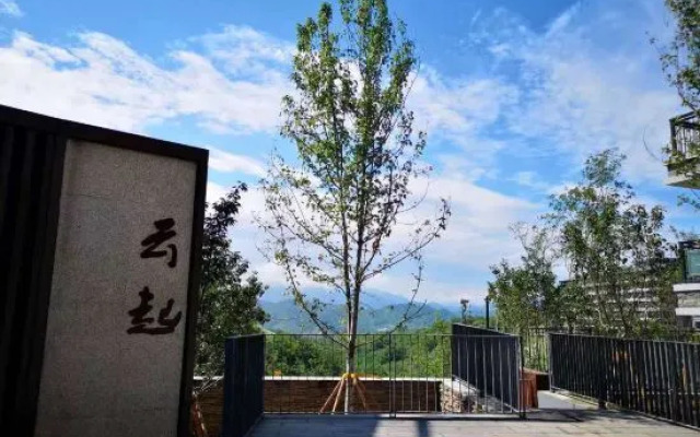 V-Live Wtown Resorts