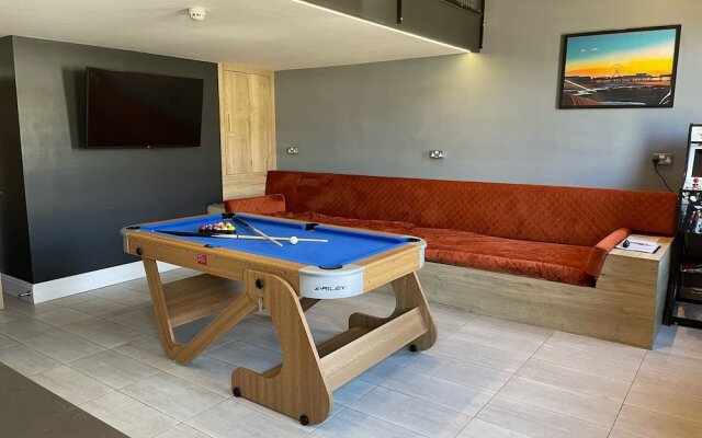 The Luxury Penthouse by Sasco Apartments