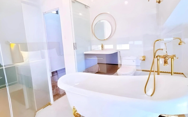Dallas Hotel DaLat