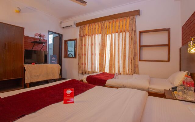 OYO 143 Hotel Stay Well