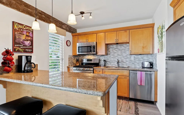 Kona Mansions 5-minute Walk to Honls Beach