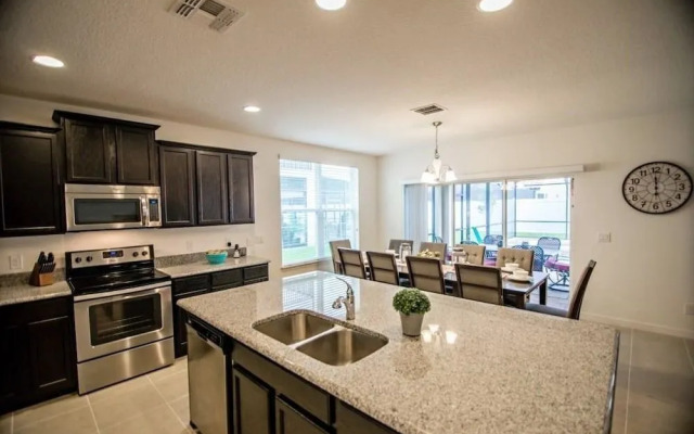 Suffolk Place Holiday Home 4111