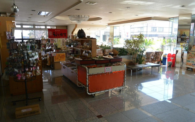 Hotel Grand Toya