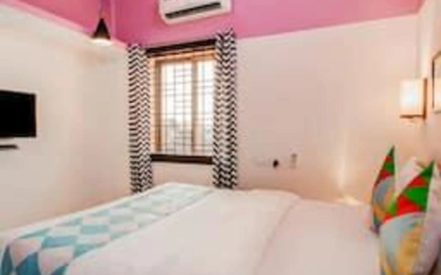 OYO 30514 Modern Stay Near ITER College