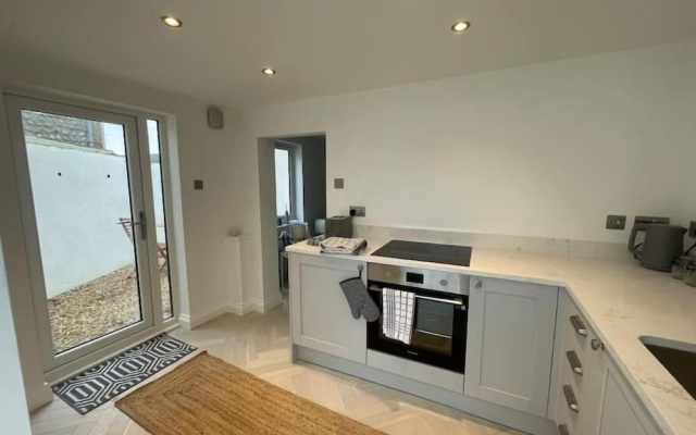 Samphire House