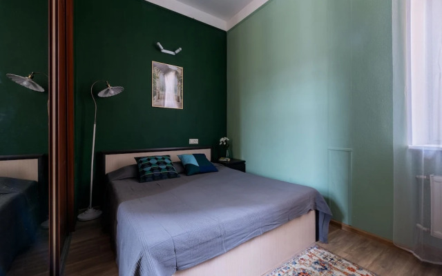 Апартаменты «Spb2day на Невском 18»