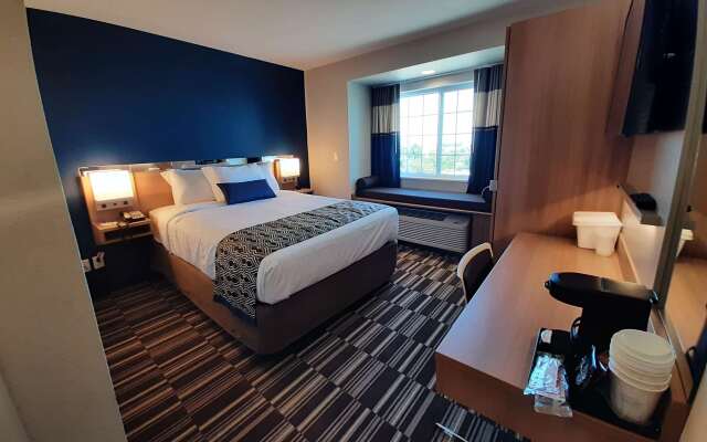 Microtel Inn & Suites by Wyndham Loveland