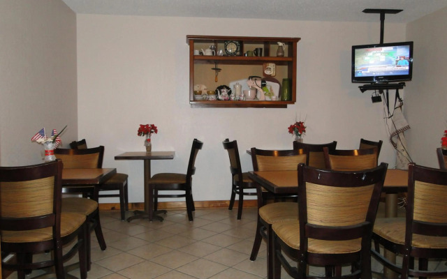 Oscoda Lakeside Hotel