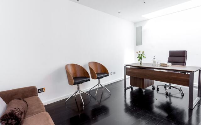 Napier Place by Lime Street