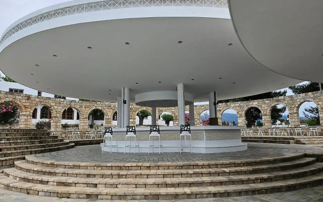 O Paradise Beach Resort & Spa