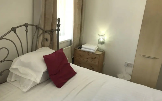 Clifton House Hotel - B B