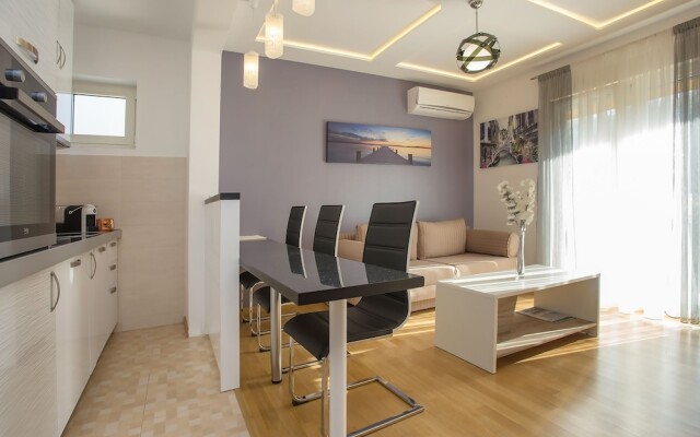 Lux Apartment Goodness