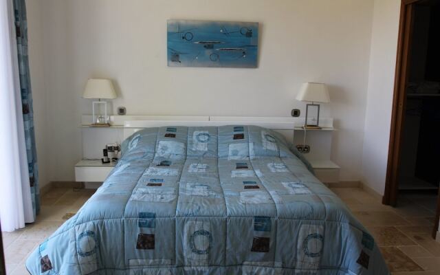 HAVRE DE PAIX" 5 étoiles Prestige jacuzzi, hammam, sauna, PISCINE chauffée Mougins Cannes Grasse