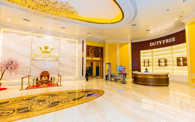 Titan King Casino and Resort