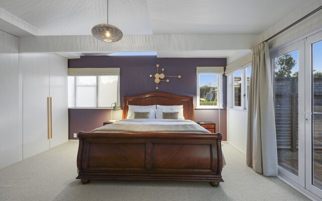 Gorgeous Family Home-Fully Fenced & Toys