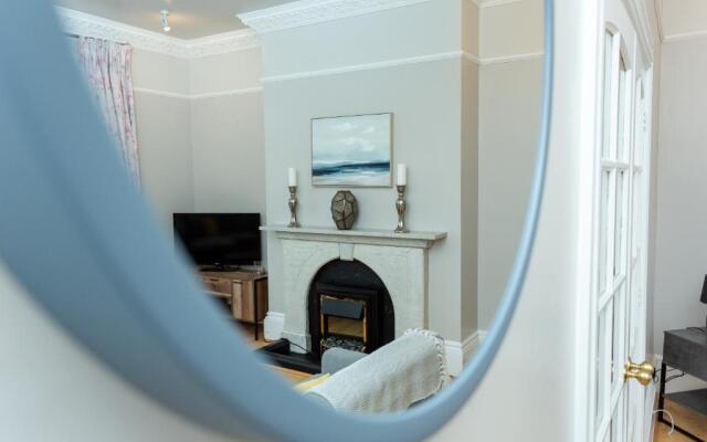Kings Apartment