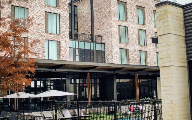 The George, by Valencia Hotel Collection
