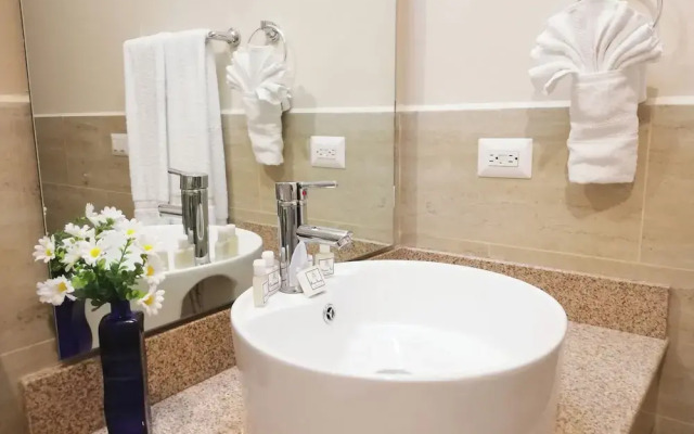 Barolo Hotel