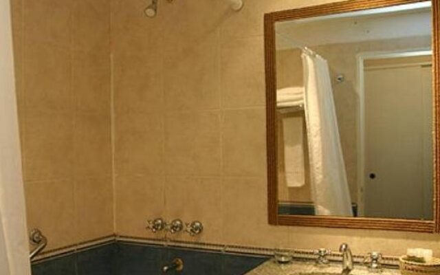 Hotel Marina del Faro Resort