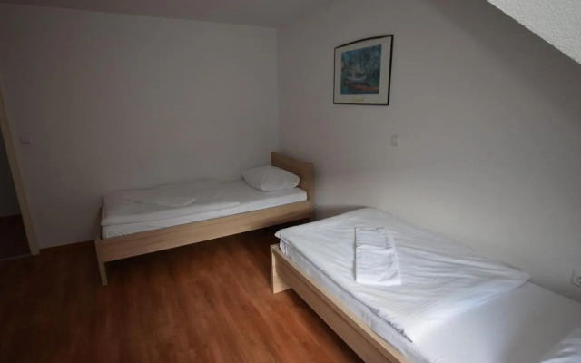 AB Apartment 06