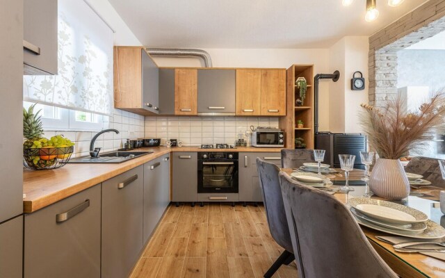 Stunning Apartment in Zadar With 2 Bedrooms and Wifi