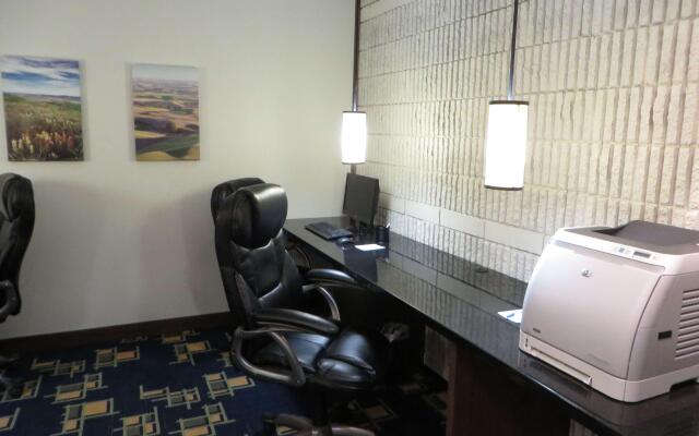 Best Western Plus University Inn - фото 3