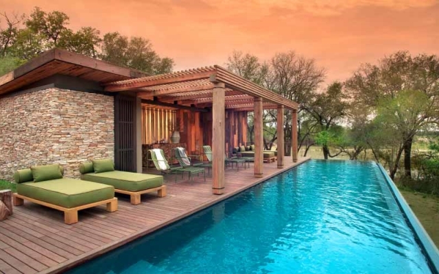 Andbeyond Tengile River Lodge