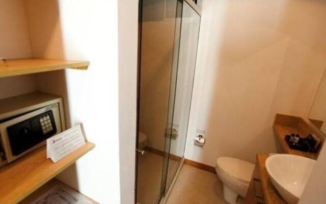Travelers Suites Orange Cartagena