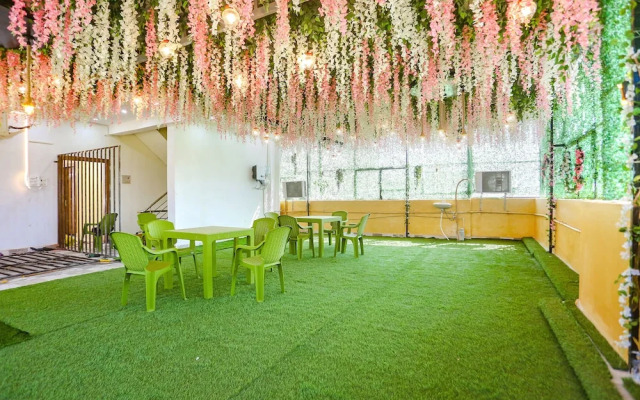 Fabexpress Aditya Guest House