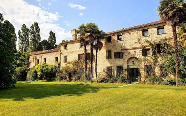 Villa Foscolo - Luxury Rooms & Apartments