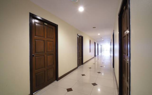 OYO 882 The Moonlight Serviced Apartment