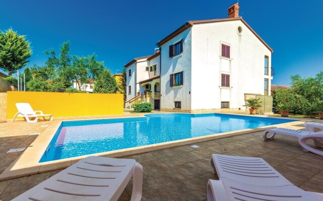 Stunning Home in Volme With Wifi and 2 Bedrooms