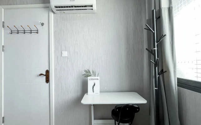 Nice and Comfortable 2BR Apartment at Daan Mogot City