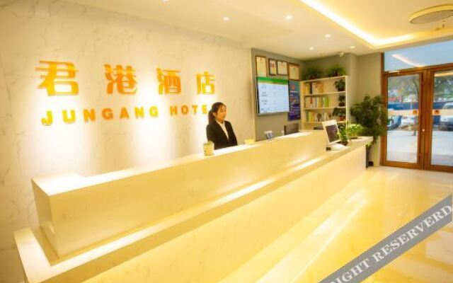 Sanhe Jungang Hotel