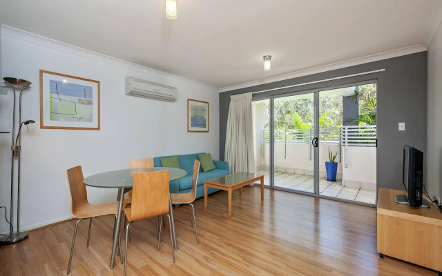 Shoal Bay Beachclub Apartments