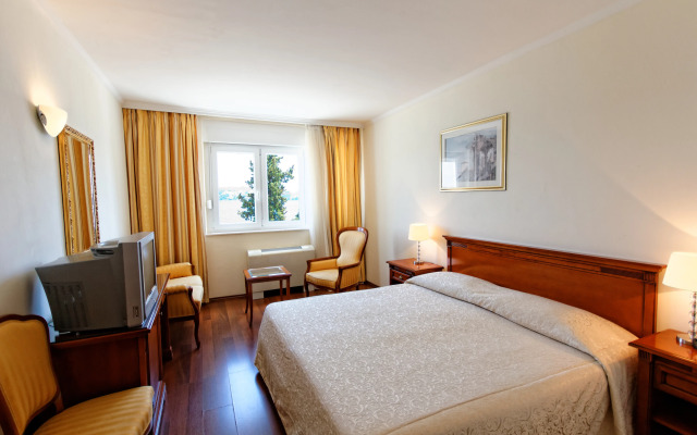 Hotel Val All Inclusive