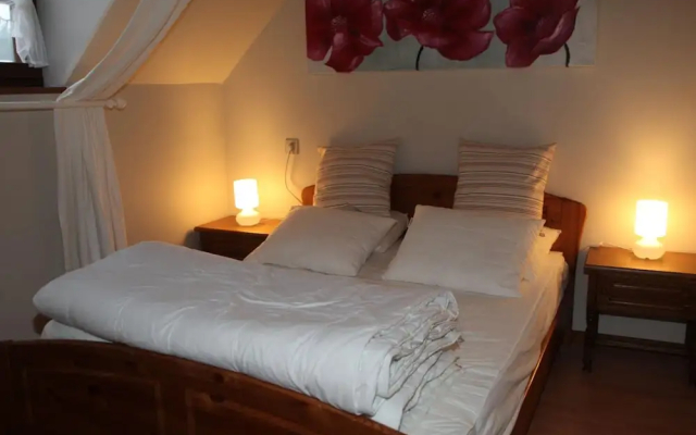 House in the Countryside on a Large Estate - фото 3