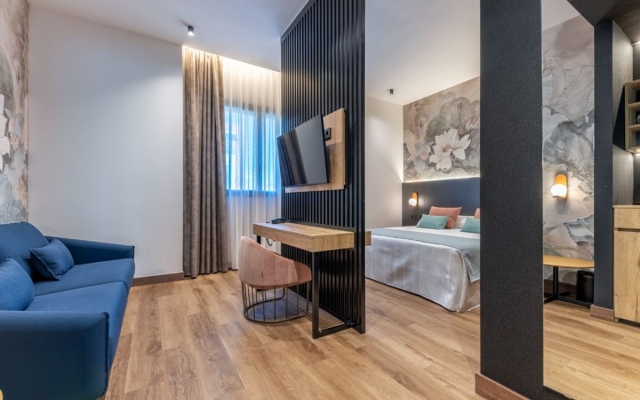 Universa Hoteles