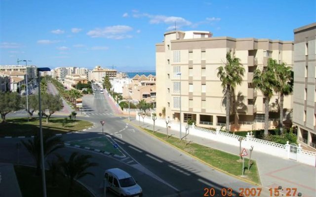 Apartment with 2 Bedrooms in Guardamar Del Segura, with Wonderful Sea View, Furnished Terrace And Wifi - 100 M From the Beach