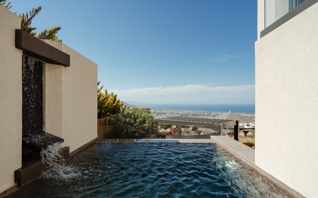 Apikia Santorini Suites - Adults Only
