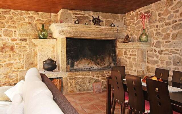 101504 House In Fisterra